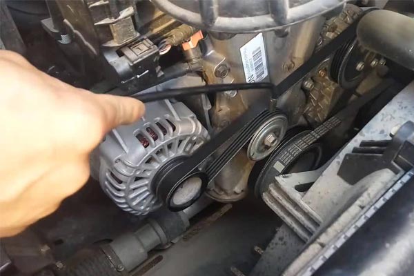 耿马转速传感器的工作原理是什么？